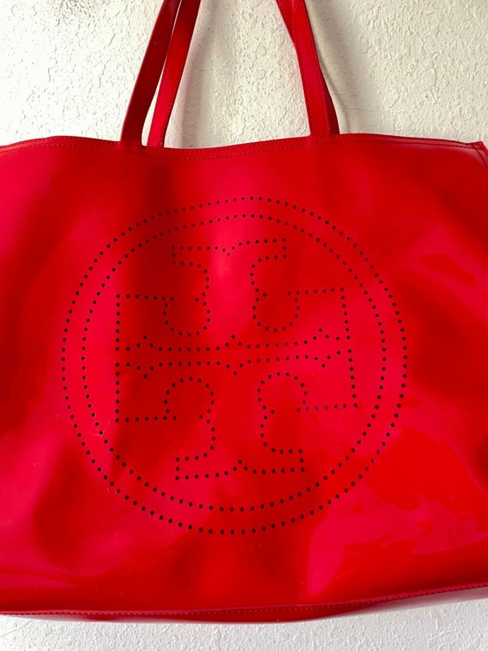 Tory Burch Ella Red Patent Leather Canvas Monogram Large Bag Tote Gold - Picture 3 of 16